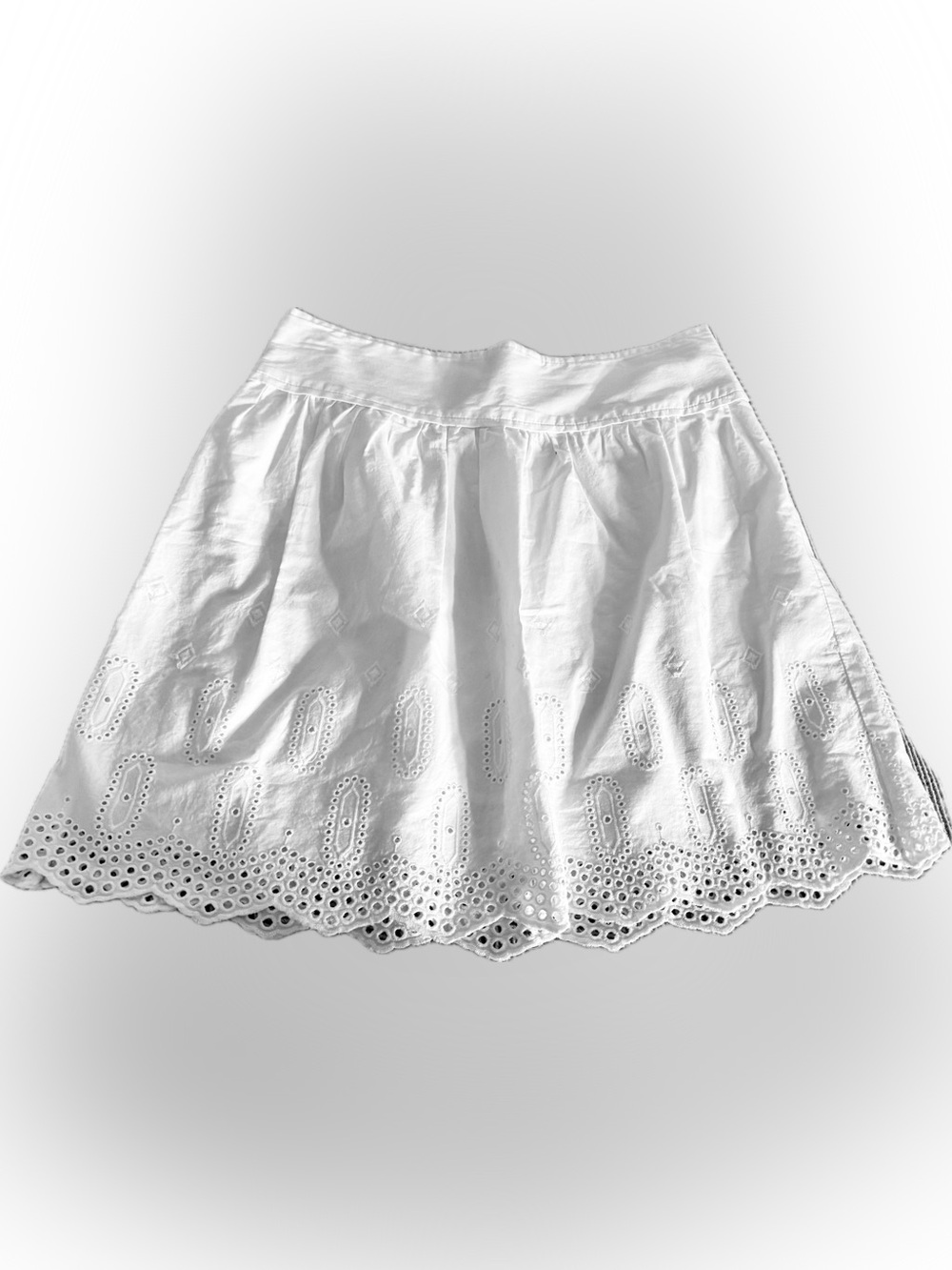 LOFT White Eyelet Skirt | Size 6 | 100% Cotton | Lined